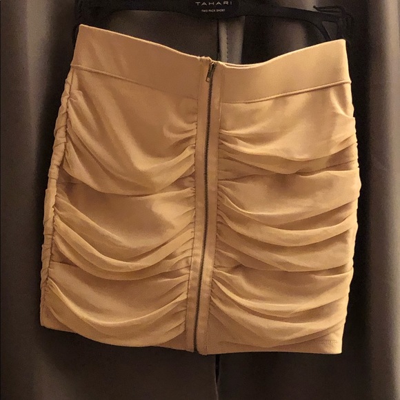 Nude mini skirt - Picture 2 of 2